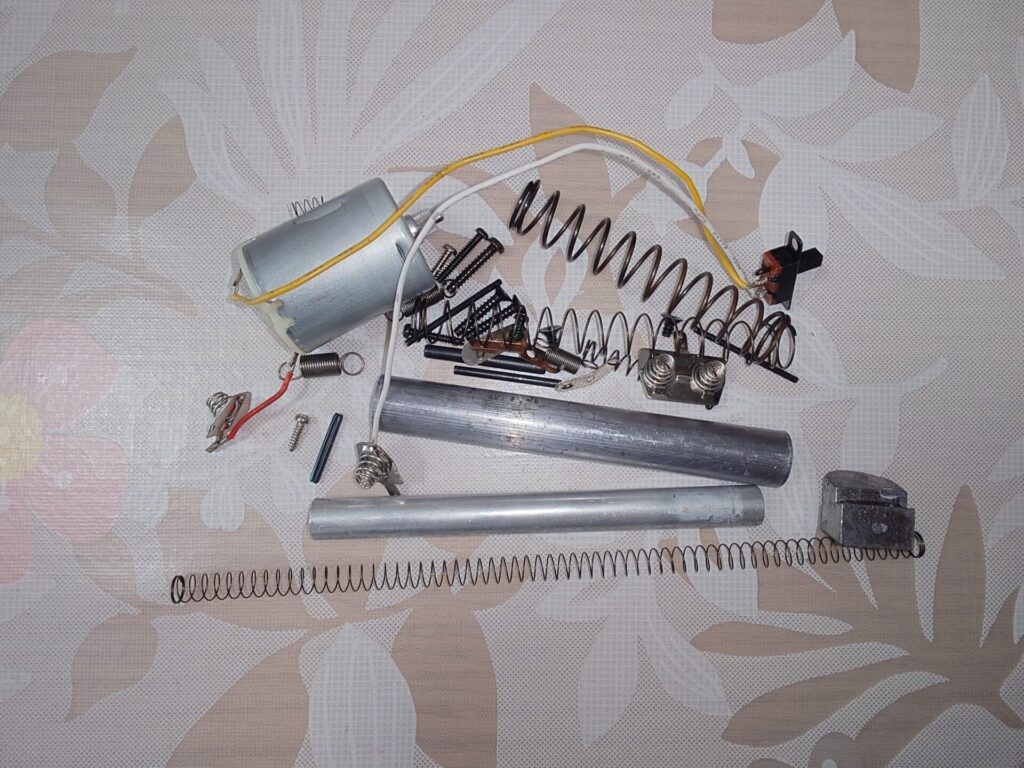 電動ガンの金属部品に関する画像